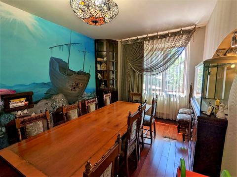 будинок за адресою Чорновола вул., 129