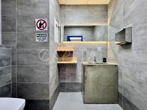 комерційна за адресою Лесі Українки бульв., 23б