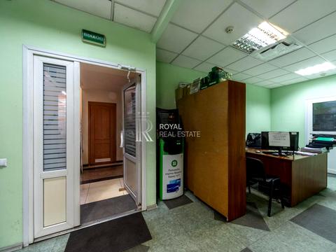 комерційна за адресою Київ, Здолбунівська вул., 7-А