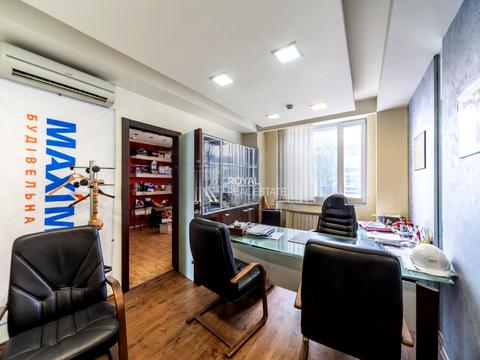 комерційна за адресою Київ, Здолбунівська вул., 7-А