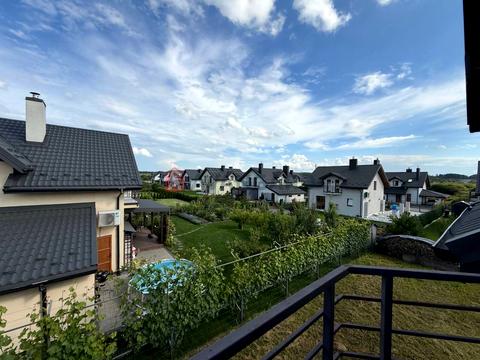 дом по адресу Центральна, 24