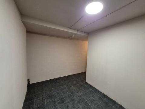 комерційна за адресою Європейського Союзу просп. (Правди), 45