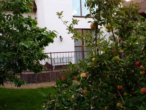 будинок за адресою Молодіжна вул., 50