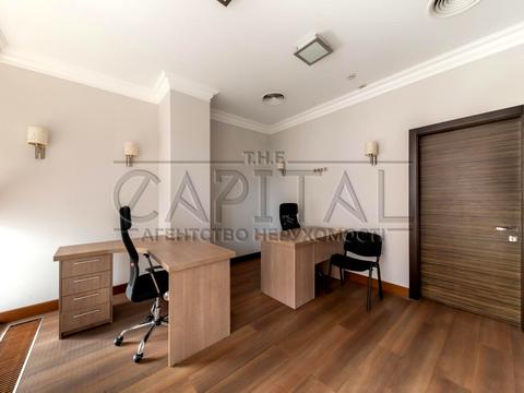 комерційна за адресою вул. Казарменна, 4а