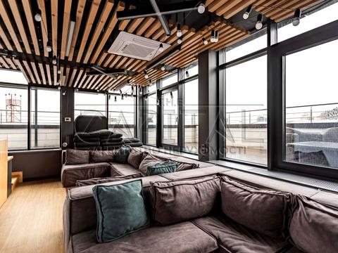 комерційна за адресою Антоновича вул. (Горького), 74