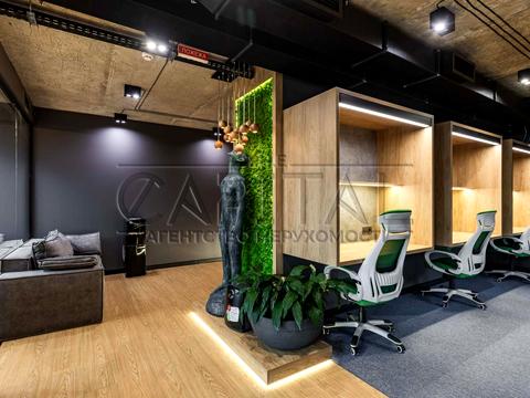 комерційна за адресою Антоновича вул. (Горького), 74