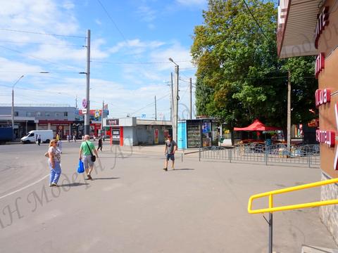 комерційна за адресою Байрона просп., 161