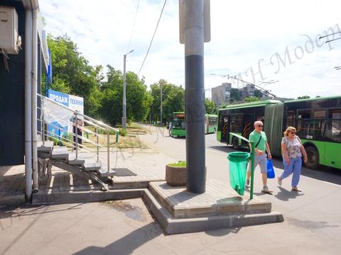 комерційна за адресою Байрона просп., 161