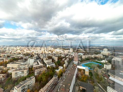 коммерческая по адресу Кловский спуск, 7a