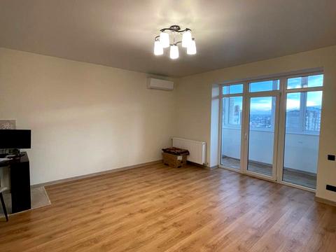 квартира за адресою Гната Хоткевича вул., 11