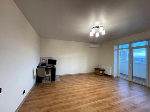 квартира за адресою Гната Хоткевича вул., 11