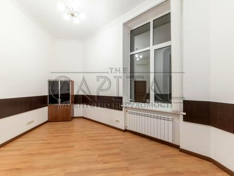 комерційна за адресою Старонаводницька вул., 6-Б