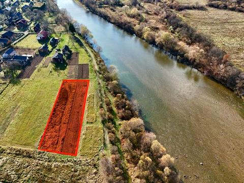 ділянка за адресою 