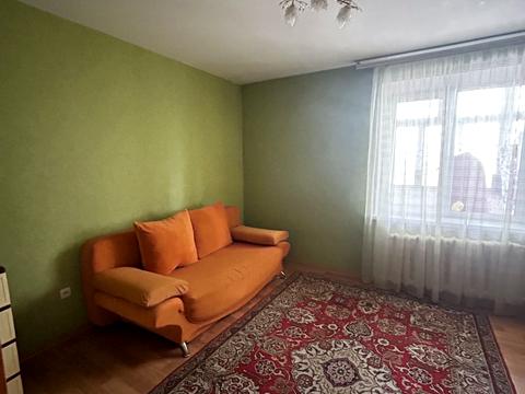 квартира за адресою Князя Володимира Великого просп., 122/1