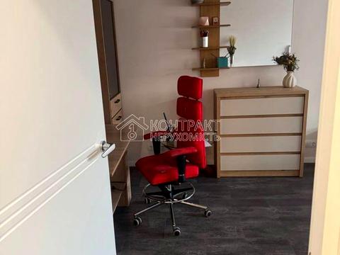 квартира за адресою Науки просп. (Леніна), 64