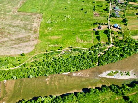 ділянка за адресою 