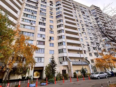 квартира по адресу Драгоманова ул., 44-А