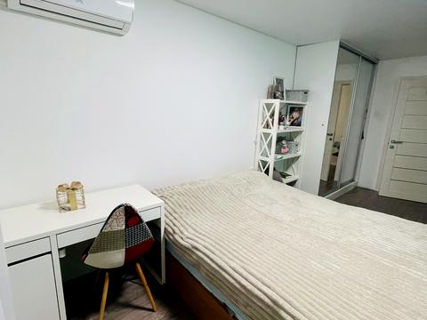 квартира за адресою Метробудівська вул., 8