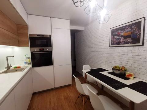 квартира за адресою Метробудівська вул., 8