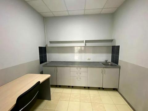 комерційна за адресою Кловський узвіз (Кловський), 7a