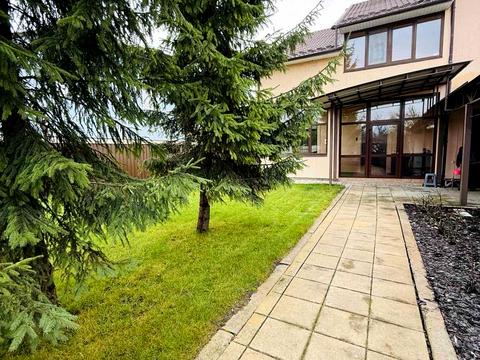 будинок за адресою Озерна вул., 9