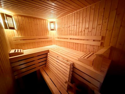 будинок за адресою Озерна вул., 9