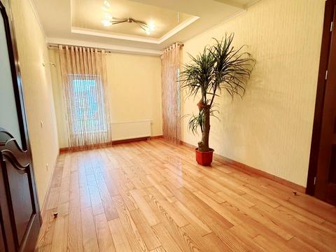 будинок за адресою Озерна вул., 9