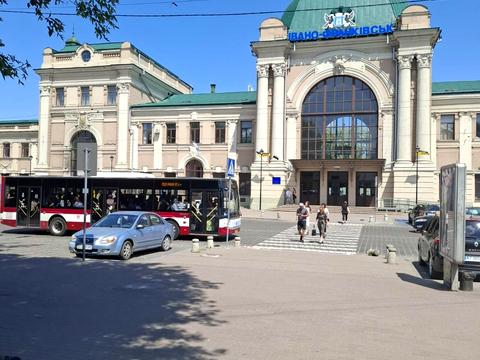 комерційна за адресою Грюнвальдська вул., 24