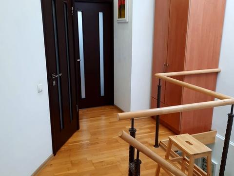 квартира за адресою Володимира Антоновича вул. (), 9