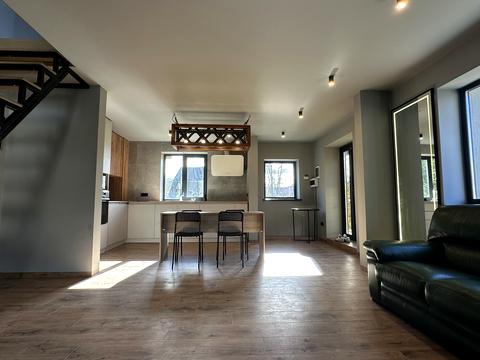 дом по адресу Калиновий гай