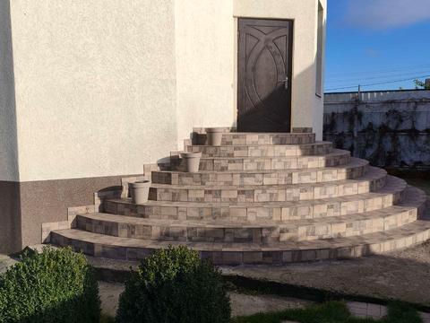 будинок за адресою Берегова вул., 122