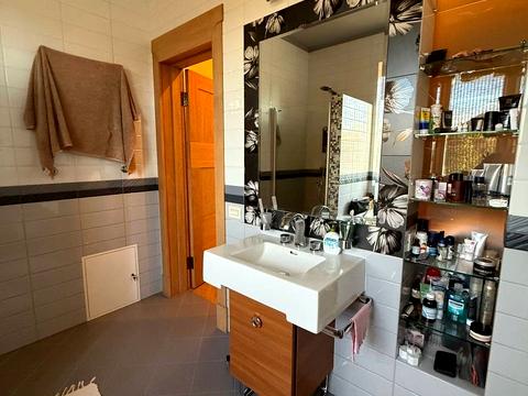 дом по адресу Апрельская ул.