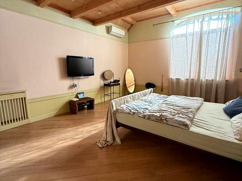 дом по адресу Апрельская ул.