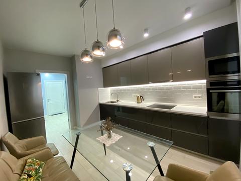 квартира за адресою Героїв полку "Азов" вул. (Маршала Малиновського), 8