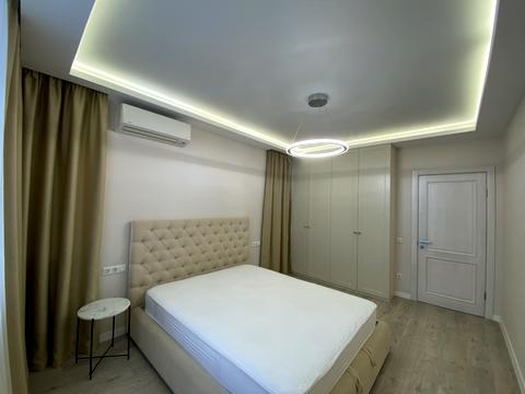 квартира за адресою Героїв полку "Азов" вул. (Маршала Малиновського), 8