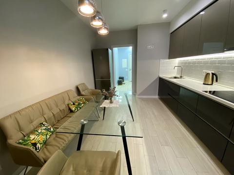 квартира за адресою Героїв полку "Азов" вул. (Маршала Малиновського), 8