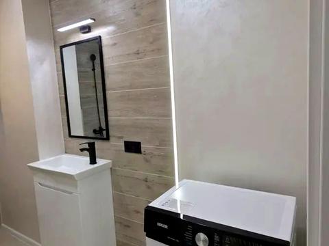 квартира за адресою Тролейбусна вул., 4