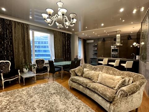 квартира за адресою Літературна вул., 1а