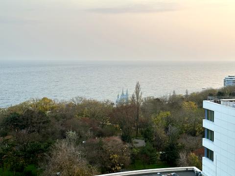 квартира за адресою Літературна вул., 1а