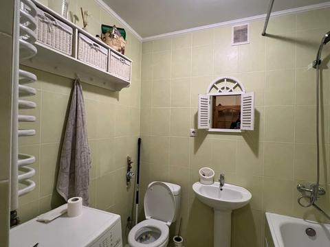 квартира за адресою Крайна вул., 1Б