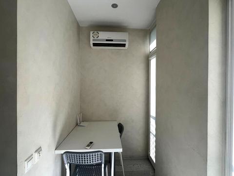 квартира за адресою Регенераторна вул., 4 к12