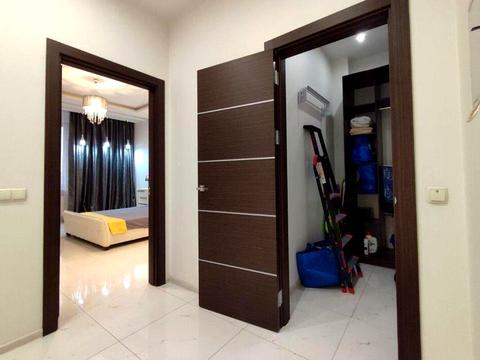 квартира за адресою Дніпровська набережна вул., 14-Б