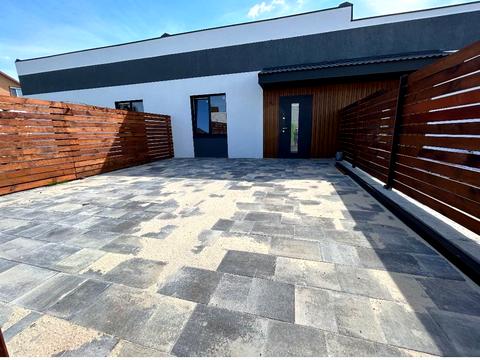 дом по адресу Озёрная ул.