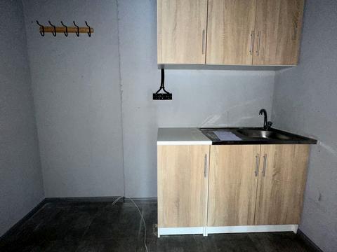 комерційна за адресою Університетська вул., 1п