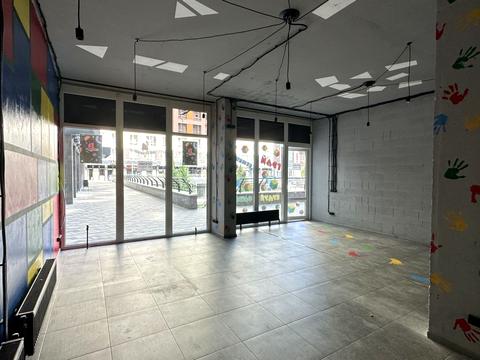 комерційна за адресою Університетська вул., 1п