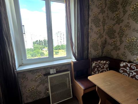 квартира по адресу Ревуцкого ул., 11-А