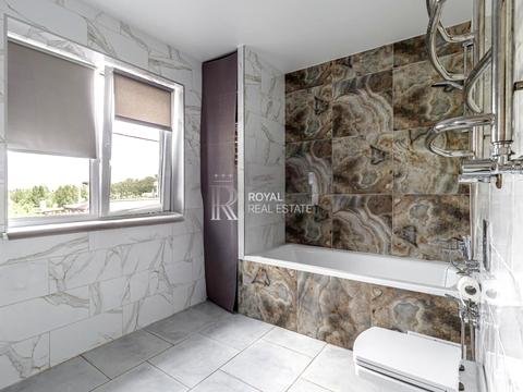 будинок за адресою Райдужна вул., 61-А