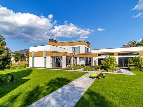 дом по адресу Зелена