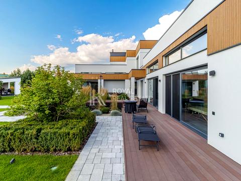 будинок за адресою с. Бобриця, Зелена