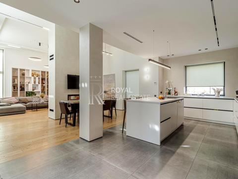 будинок за адресою с. Бобриця, Зелена